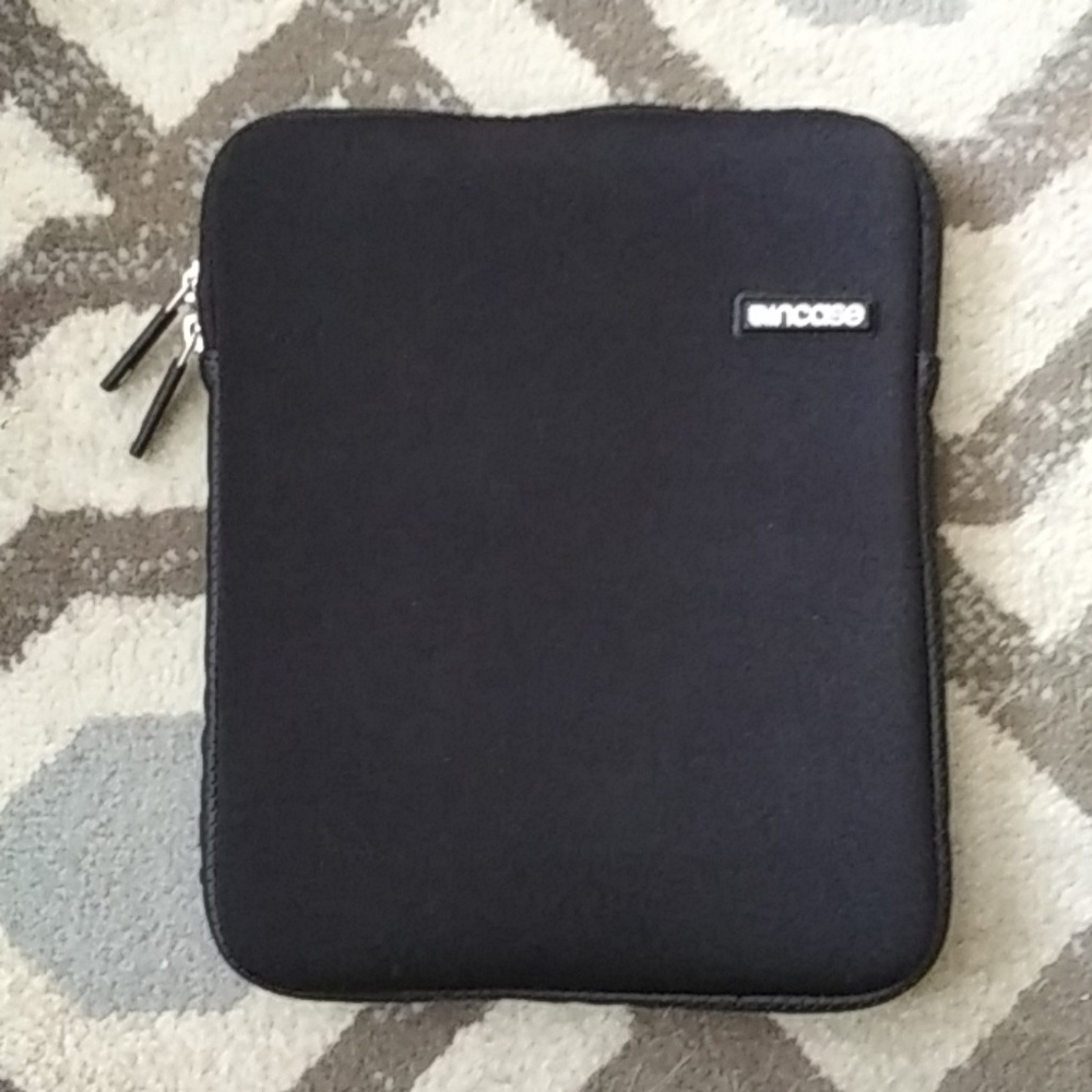 Incase Ipad 2 Neoprene Case